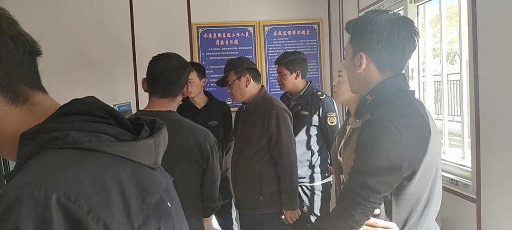 10月21日城管局、環(huán)保局及住建局局長蒞臨我廠謝通門污水處理廠檢查運行情況及了解整改階段。